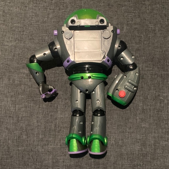Buzz Lightyear Action Toy - Picture 3 of 4